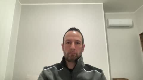 peppinslosqualo online show from February 24, 5:22 am