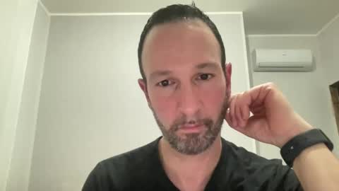 peppinslosqualo online show from February 24, 7:09 pm