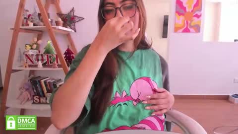 Sarah Ana Banana online show from December 3, 7:36 pm