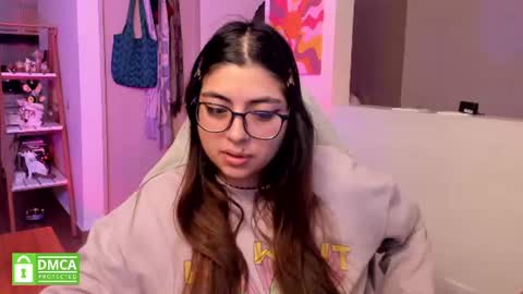 Sarah Ana Banana online show from July 3, 10:31 am