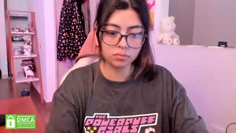 Sarah Ana Banana online show from June 25, 3:50 pm