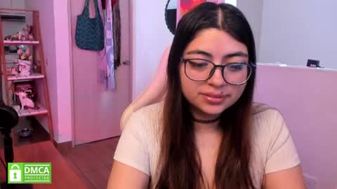 Sarah Ana Banana online show from July 6, 4:31 pm