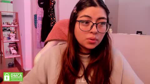 Sarah Ana Banana online show from June 23, 3:29 pm