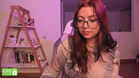 Sarah Ana Banana online show from March 11, 12:00 am