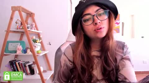 Sarah Ana Banana online show from February 17, 5:56 pm