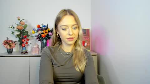 Cindy online show from November 11, 7:32 am