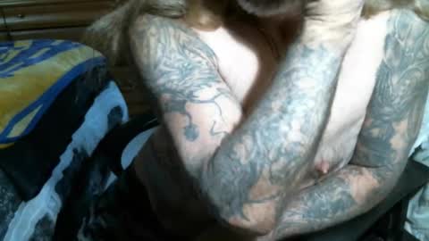 perkymalenipples online show from November 2, 1:00 pm