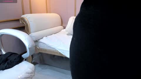 PerlaPreciosa online show from March 5, 9:49 am