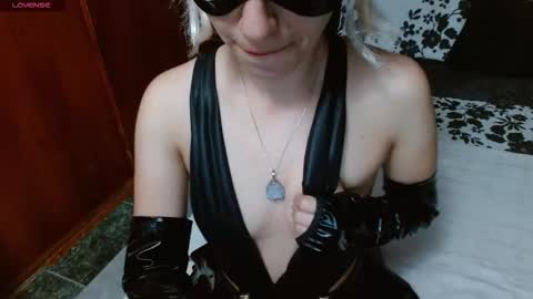 persefone_fire online show from September 14, 9:38 pm