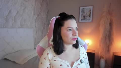 Marie online show from February 25, 11:14 am