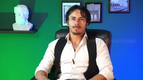 andres    online show from February 18, 9:31 pm