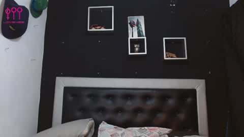 Snapshot of perverseveteranmanxxx chatting on February 26, 5:31 pm Carlos online show from February 26, 5:31 pm