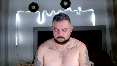 Snapshot of perverseveteranmanxxx chatting on September 8, 3:00 pm Carlos online show from September 8, 3:00 pm