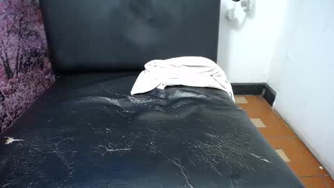  Linda  online show from November 27, 6:15 pm