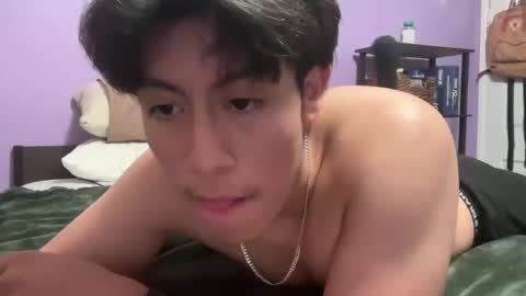 peterbernabe9705 online show from November 7, 4:15 am