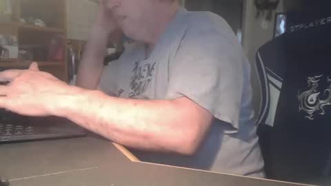 peterinohio57 online show from January 11, 1:32 pm