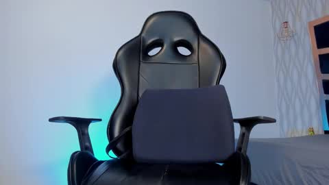 PETES EVANS new account online show from March 8, 2:04 am