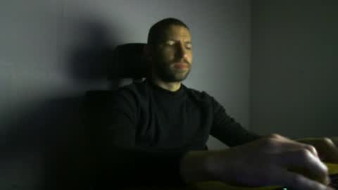 Paco online show from May 15, 9:00 pm