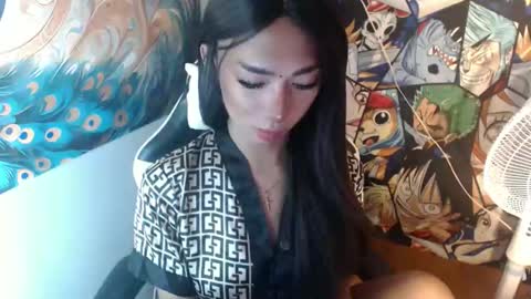 yang yang online show from February 28, 4:55 pm