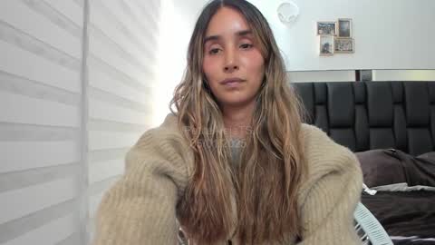 PetiteAlejaTs online show from January 6, 8:28 pm