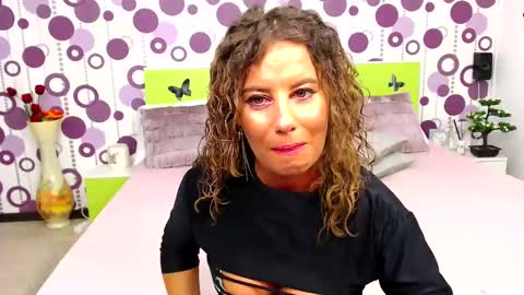 Alyssa online show from January 8, 11:32 am