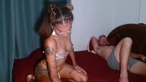 Snapshot of petitebubblegum chatting on February 23, 3:35 am Caramel princesa online show from February 23, 3:35 am