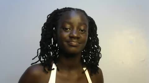 petitte_gyaal online show from October 12, 6:32 pm