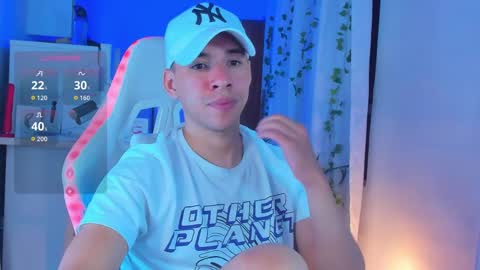 Petter  Coleman online show from April 7, 11:51 pm