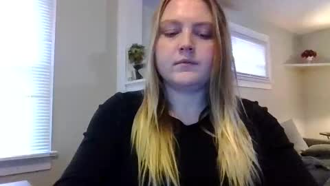 PhatAssBlond online show from February 11, 7:27 pm