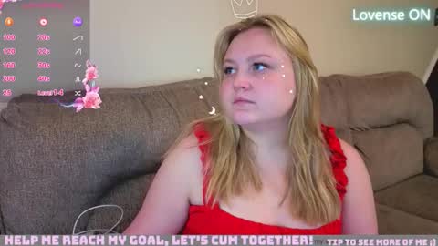 PhatAssBlond online show from March 17, 2:55 pm