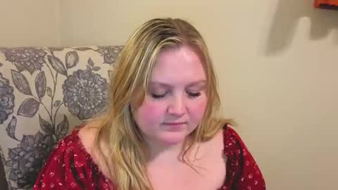 PhatAssBlond online show from April 14, 9:18 pm