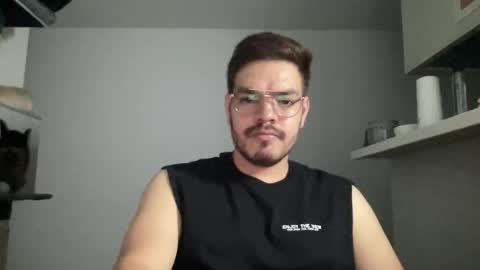 philip0411 online show from May 16, 3:14 am