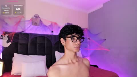 Phillip online show from October 16, 12:10 am