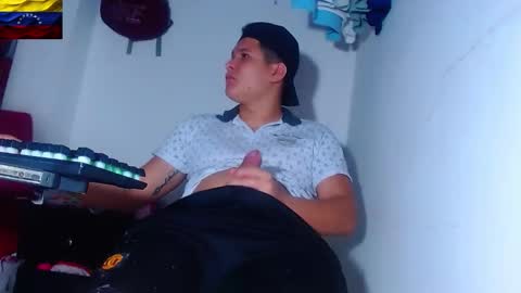 AdnierGnz online show from January 8, 3:07 pm