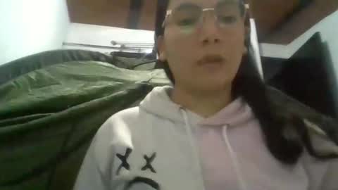 phoop_lilaa online show from May 18, 1:15 am