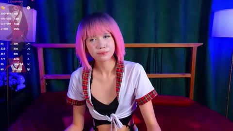 phyllissanchez online show from December 18, 7:47 am