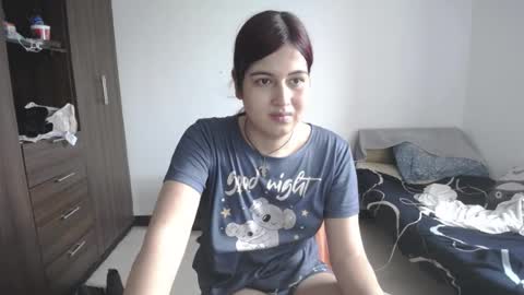 izzy online show from May 11, 8:06 pm