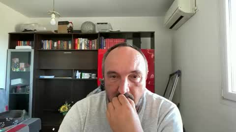 picard256 online show from April 5, 2:25 pm