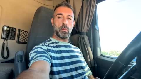 pierotu online show from September 25, 8:21 am