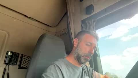 pierotu online show from September 9, 9:20 am