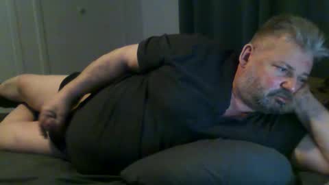 pierreth3 online show from February 4, 2:48 am