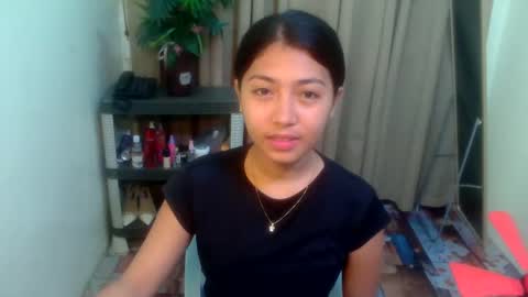pinay_aangel online show from May 6, 10:49 pm