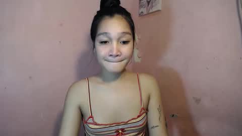 CUTE NIXIE online show from December 12, 12:59 am