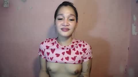 CUTE NIXIE online show from December 6, 4:52 am