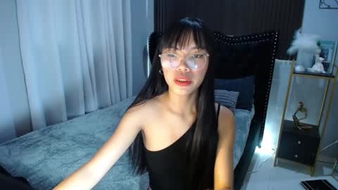 dee online show from March 5, 5:29 am