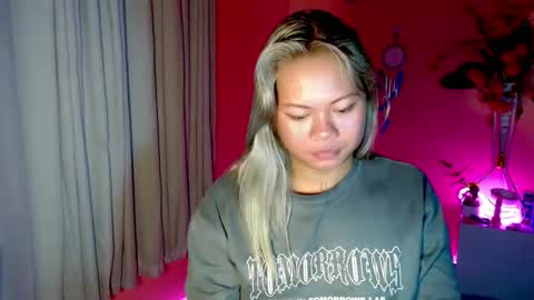 Snapshot of pinay_sweetlenatashaxx chatting on October 8, 11:38 am call me natasha online show from October 8, 11:38 am