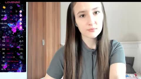 pingviluly online show from October 14, 6:16 am