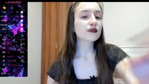 pingviluly online show from December 15, 11:39 am