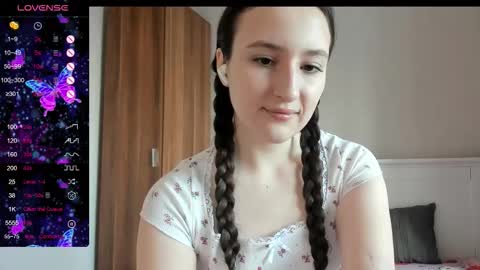 pingviluly online show from October 22, 6:05 am