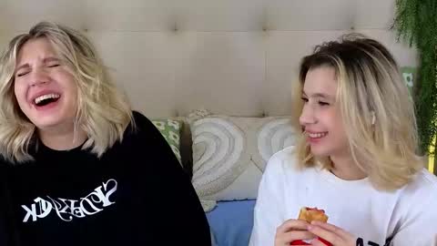 Adele online show from November 11, 9:22 am